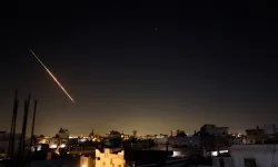 ABD'nin yakıt ikmal uçağı düştü, İran'dan açıklama var