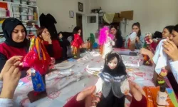 Öğrenciler Atıkları Sanatla Buluşturdu