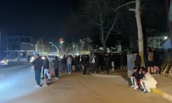 5.5'lik deprem sonrası okullar tatil edildi...