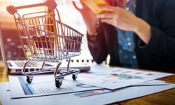 Ticaret satış hacmi yıllık %3,8 arttı,  perakende satış hacmi yıllık %16,3 arttı