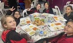 Ramazan'ın Birlik Ruhu Hacı Şefik ve Yüksel Dönbekci Ortaokulu'nda Yaşandı