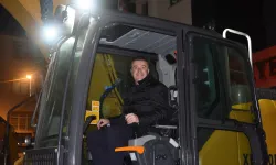 Eğirdir Belediyesi’ne Bakanlık Destekli 2 Yeni Ekskavatör