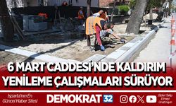 6 MART CADDESİ’NDE KALDIRIM YENİLEME ÇALIŞMALARI SÜRÜYOR