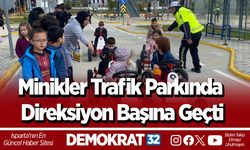 Minikler Trafik Parkında Direksiyon Başına Geçti