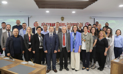 SDÜ Senato Üyelerine Prof. Dr. İskender Sayek’ten “Eğitimde Sürekli Nitelik Geliştirme” Eğitimi