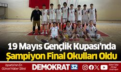 19 Mayıs Gençlik Kupası’nda Şampiyon Final Okulları Oldu