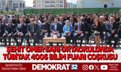 ŞEHİT ÖMER SARI ORTAOKULUNDA TÜBİTAK 4006 BİLİM FUARI COŞKUSU