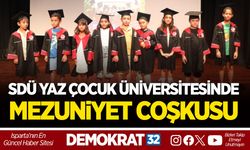"SDÜ YAZ ÇOCUK ÜNİVERSİTESİ"NDE MEZUNİYET COŞKUSU