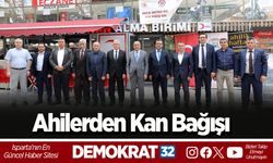 Ahilerden Kan Bağışı