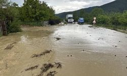 Isparta'da ani sel ve taşkın tehlikesi: Dağlık alanlardan gelen sular yerleşim yerlerini tehdit ediyor