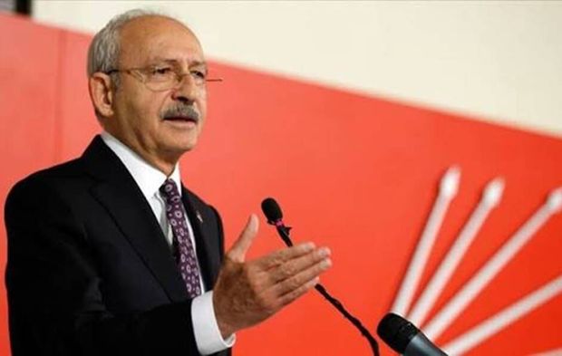 Bakın Kılıçdaroğlu üye alım töreninde ne yapmış!