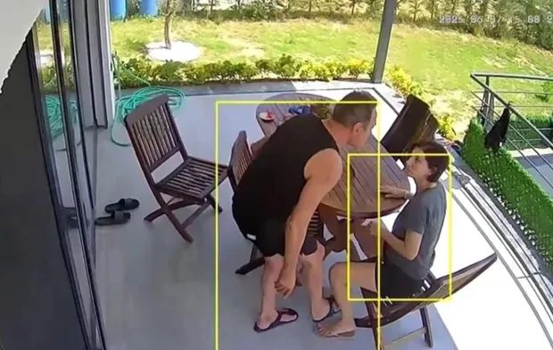 Berhan Şimşek'ten şiddet gören Özlem Şanver ilk kez konuştu