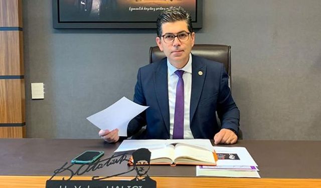 İNSANLAR ÖLÜYOR ORMANLAR YANIYOR CANLILAR KAVRULUYOR BAKAN YUMAKLI SUSUYOR!