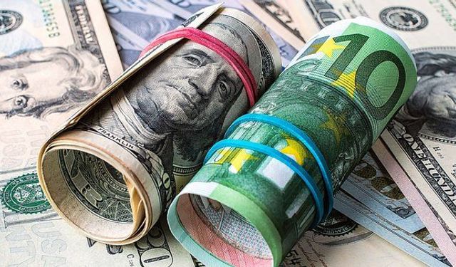 Dolar ve Euro Yeni Haftaya Yükselişle Başladı: Piyasalar Fed’i İzliyor
