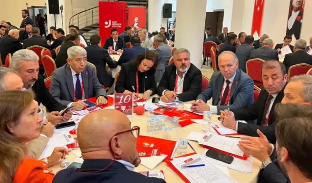 CHP Isparta İl Örgütü Ankara’da Toplantıya Katıldı