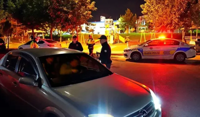 Modifiyeli araçlara sıkı denetim: 82 araç kontrol edildi