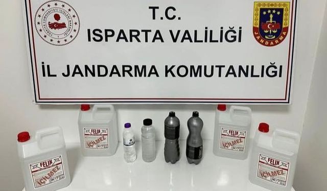 Isparta'da kaçak içki operasyonunda 2 şüpheli hakkında işlem başlatıldı