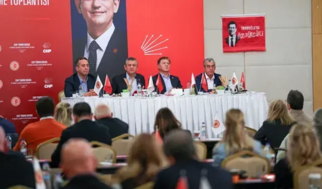 CHP'nin 2 günlük toplantısında dikkat çeken 'yeni parti' ve 'Kılıçdaroğlu' detayı