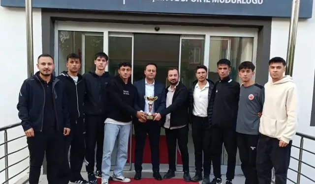 Ispartalı Gençlerden Türkiye Üçüncülüğü