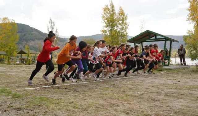 29 Ekim Cumhuriyet Kupası Koşusu Isparta’da Gerçekleştirildi