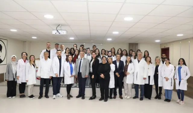 SDÜ Kimya Bölümü Öğrencileri Beyaz Önlüklerini Giydi