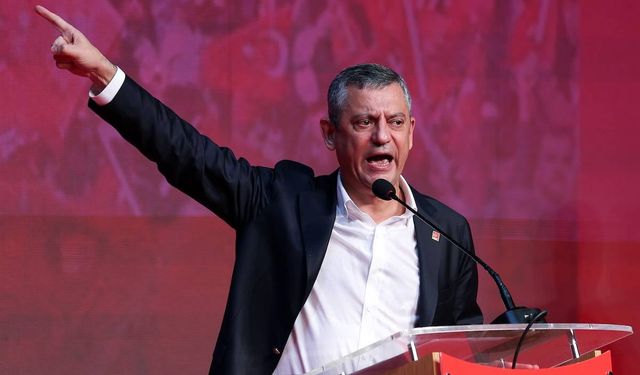 Özgür Özel'e bir günde iki ayrı dava