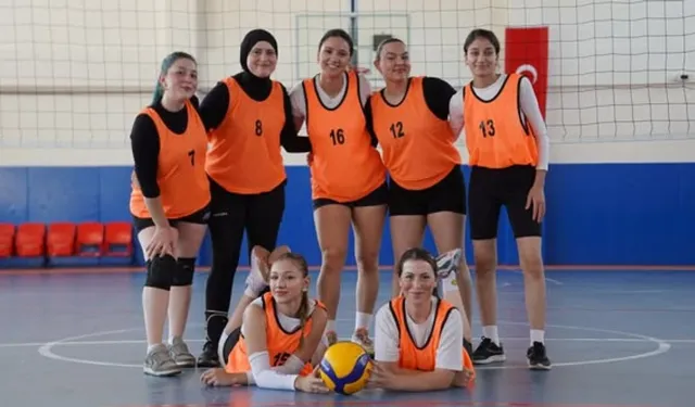 Yurt Ligi Voleybol Müsabakalarında Heyecan Doruktaydı