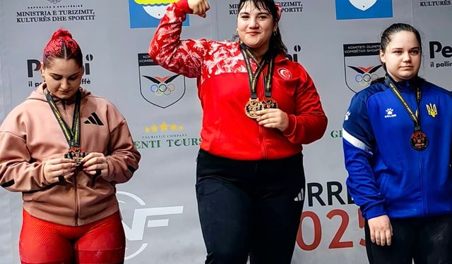 Vali Erin’den Fatmagül Çevik’e tebrik