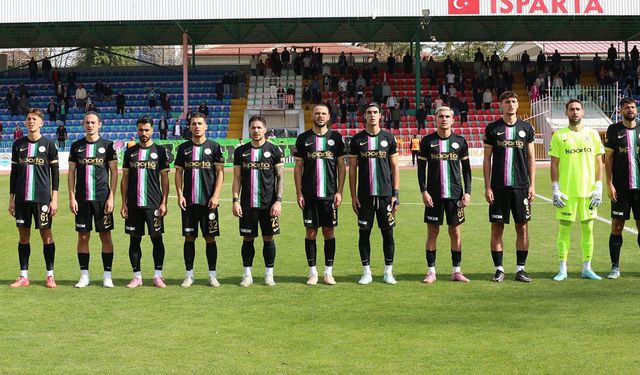 Isbaş Isparta 32 Spor Zirve Yarışında İddiasını Sürdürüyor