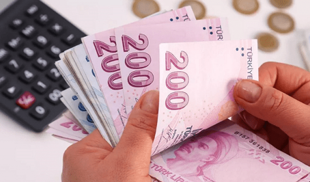 Cem Küçük’ten Asgari Ücret Tahmini