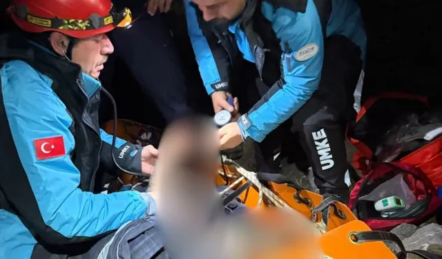 Sütçüler’de Yüksekten Düşen Yaşlı Adam Kurtarıldı