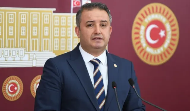 Gelecek Partisi'nden bir vekil daha Ak Parti'ye geçiyor
