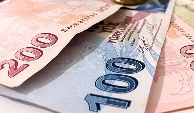 Emeklilerin bayram ikramiyesi için düşünülen rakam ortaya çıktı