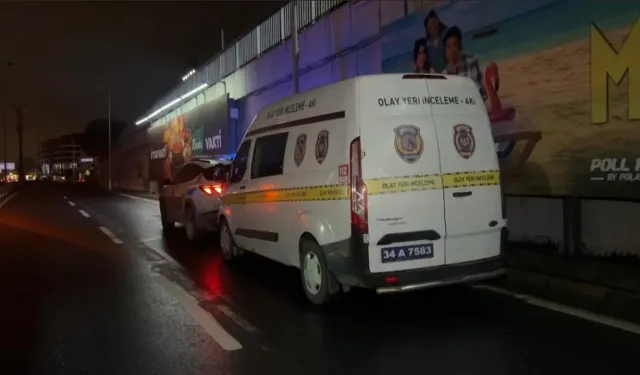 İstanbul'da feci kaza! Motosiklet temizlik aracının altına girdi: 2 ölü