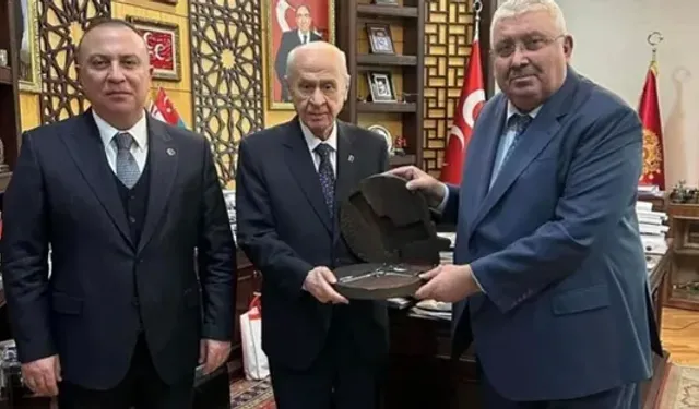 MHP'de 'retweet' krizi: İzzet Ulvi Yönter'in istifası sonrası Semih Yalçın'dan geri adım