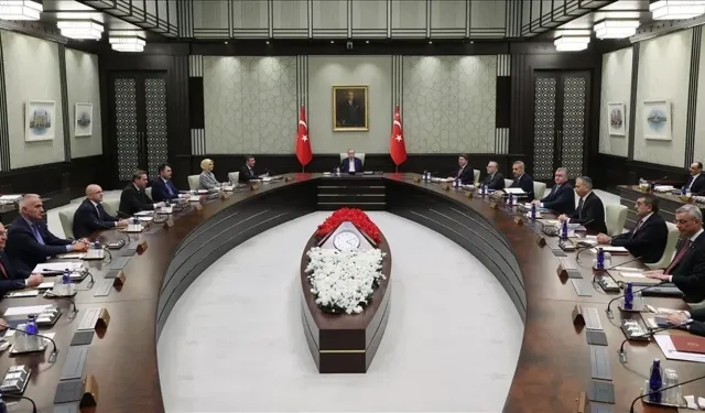 Kabine Toplantısı bugün: Orta Doğu savaşı ve emekli bayram ikramiyesi masada