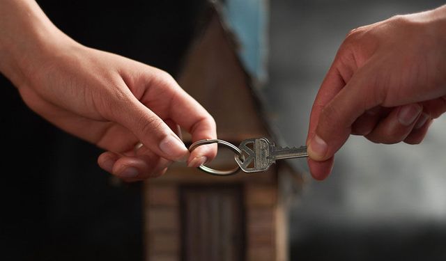 ÇEŞİTLİ YERLERDE BULUNAN ALANLAR KİRALANACAK