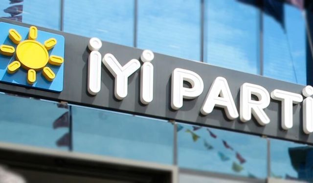 Senirkent’te Yıkım; İlçe Başkanı ve tüm ilçe yönetimi istifa etti