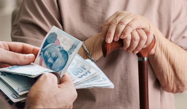 Emekli Maaş Farklarının Ödeme Takvimi Belli Oluyor