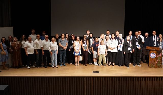ISUBÜ’de Nörobilimle Güçlenen Aile İletişimi ve Ailelerde Güvenli Dijitalleşme Söyleşisi Gerçekleştirildi