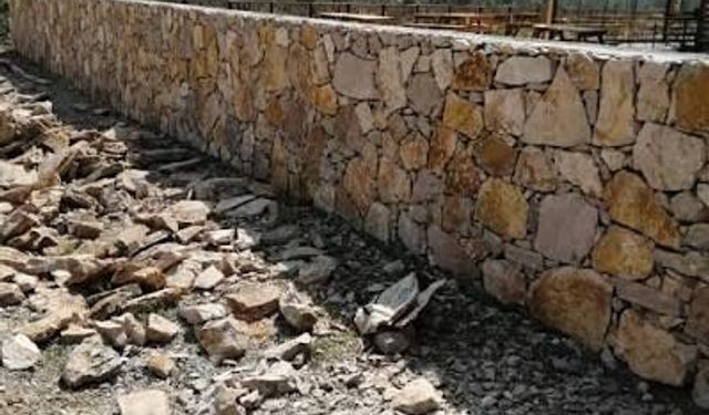 Taş Duvar Yapılacak