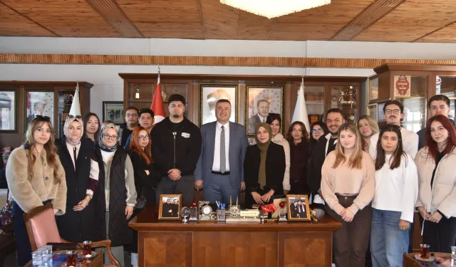 Başkan Özer, Kırıkkale Üniversitesi Öğrencileriyle Bir Araya Geldi