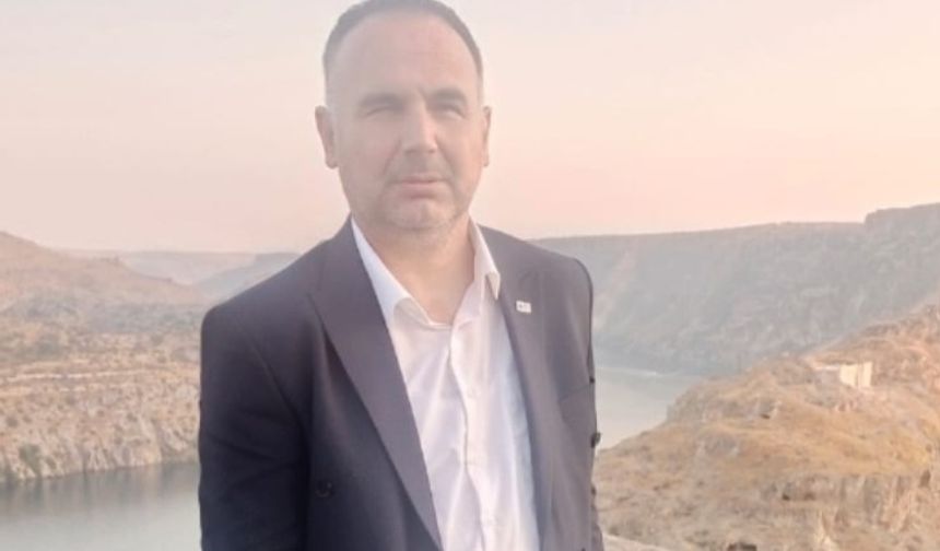 Kalbimle Gördüğüm Bir Dünyanın İçinde Yürüyorum