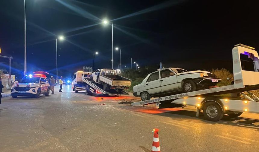 Alanya'da iki aracın çarpıştığı kazada 2 kişi yaralandı