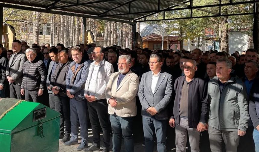 Cemal kurt son yolculuğuna uğurlandı