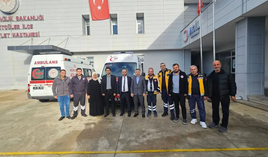 Sütçüler Devlet Hastanesi’ne yeni 4x4 ambulans hizmete girdi