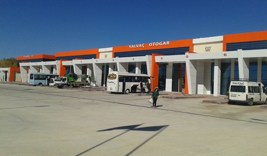 YALVAÇ BELEDİYE MECLİSİ’NDEN TAŞIMACILIKTA DÜZENLEMELERE YEŞİL IŞIK