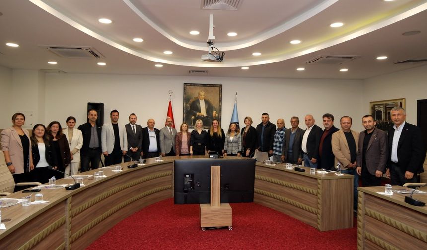 Akdeniz Üniversitesi'nden muhtarlara eğitim