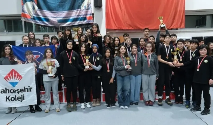 Isparta’da Okullar Arası Satranç Turnuvası Tamamlandı