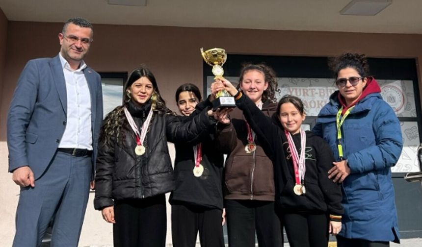 Yurtbir’in Yıldız Kızları İl Birincisi Oldu